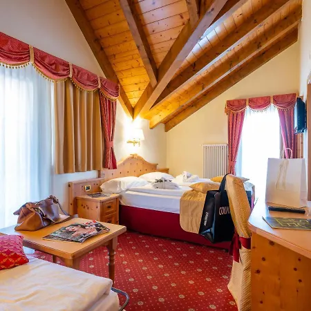 Hotel Wellness Dimaro