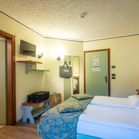 Hotel Wellness Dimaro